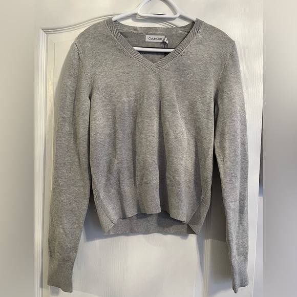 NWT! Calvin Klein v-neck lightweight sweater grey size USM - Picture 1 of 6